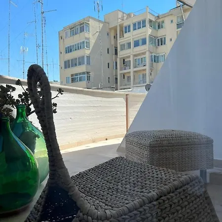 Daire Terrazza Rue Ragusa Howme *