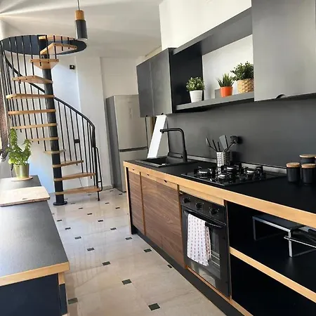 Terrazza Rue Ragusa Howme 公寓 *